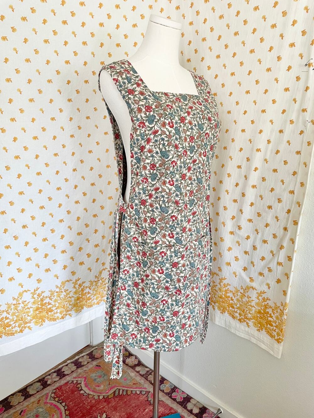 Vintage Handmade Floral Bib Apron Cotton Cottagecore Hostess Apron